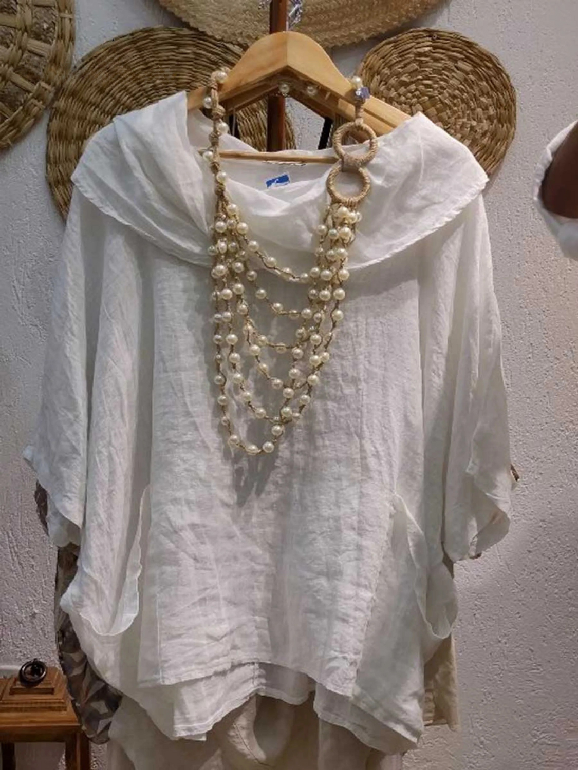 Women's Solid Color Draped Neck 3/4 Sleeve Comfortable Casual Pocket Top